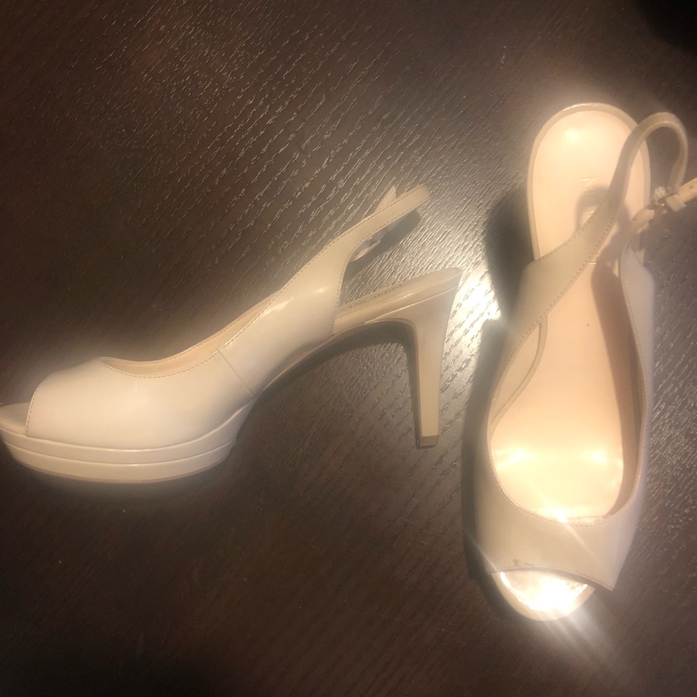 Sling back shoes